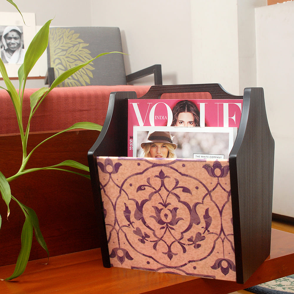 Elegant Carving Magazine Rack