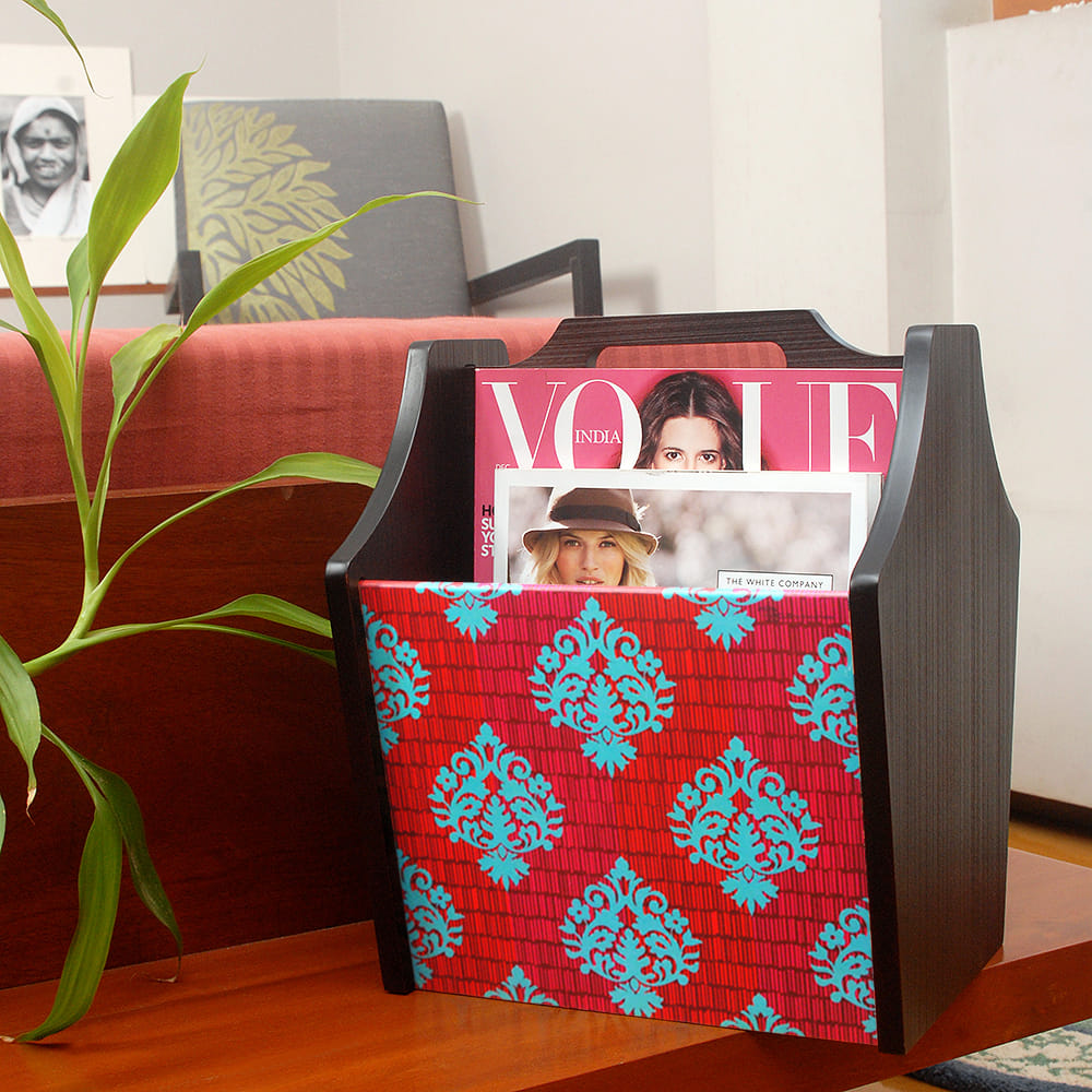 Buti Mania Magazine Rack