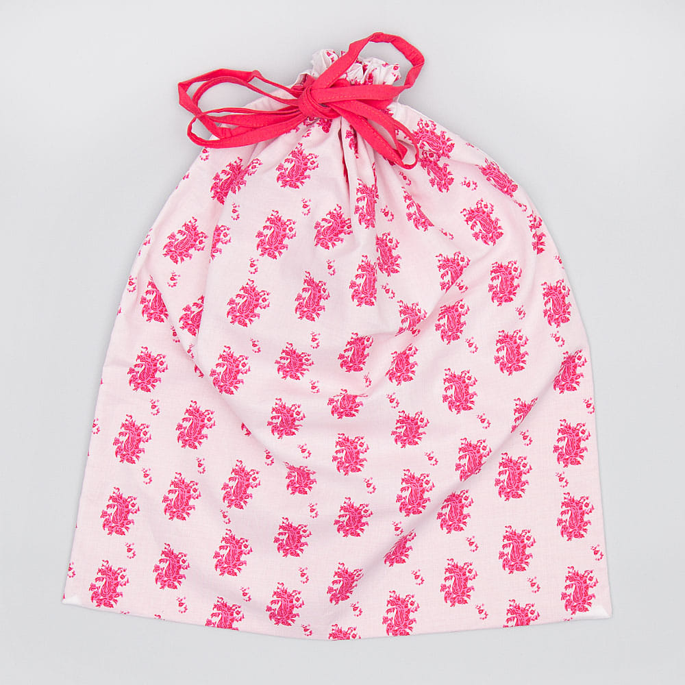 Field of Flora Drawstring Bag