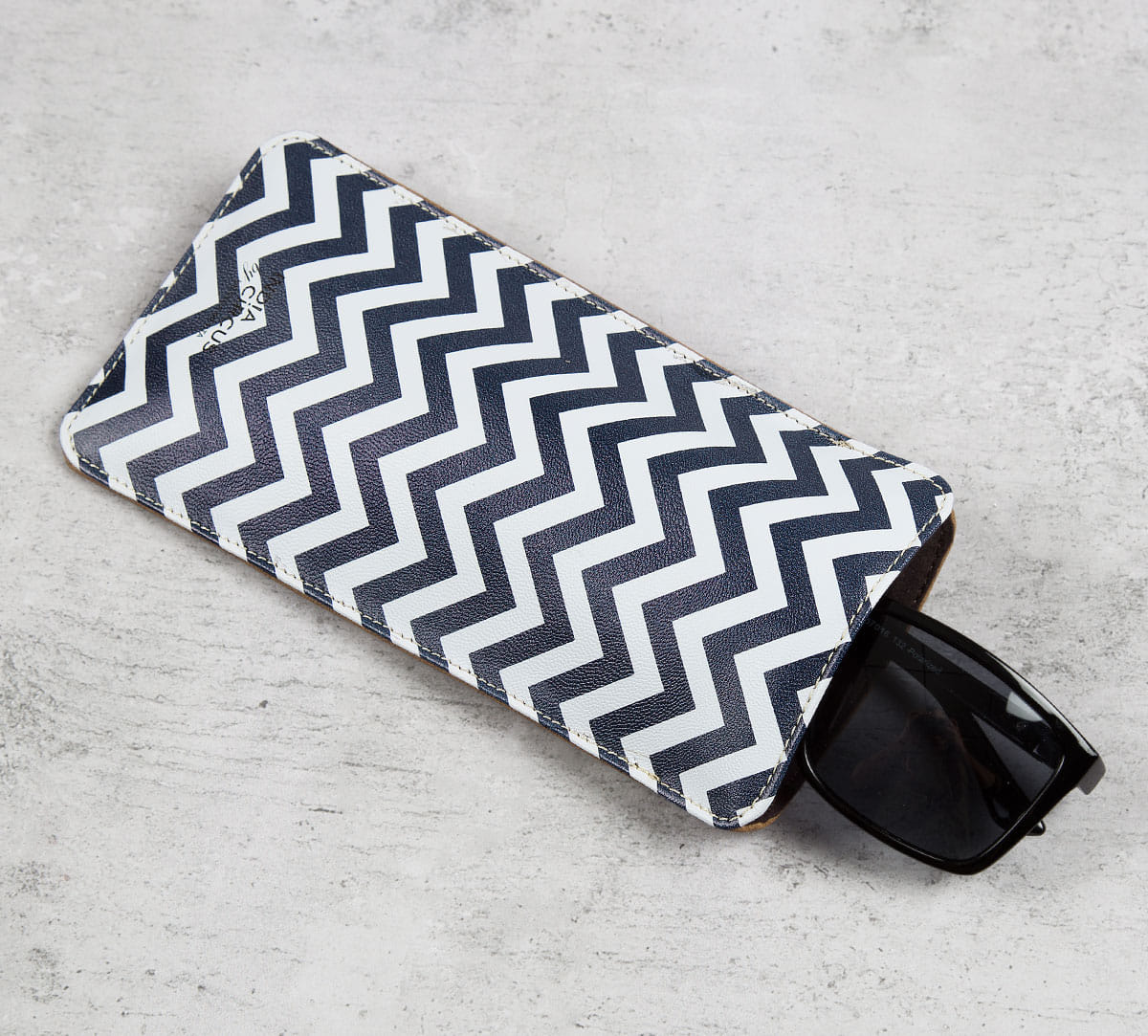 Chevron Melavo Spectacle Case