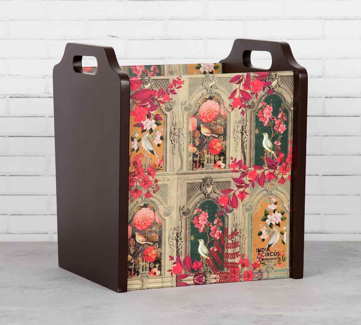 Departed Memoirs Desk / Magazine Organizer