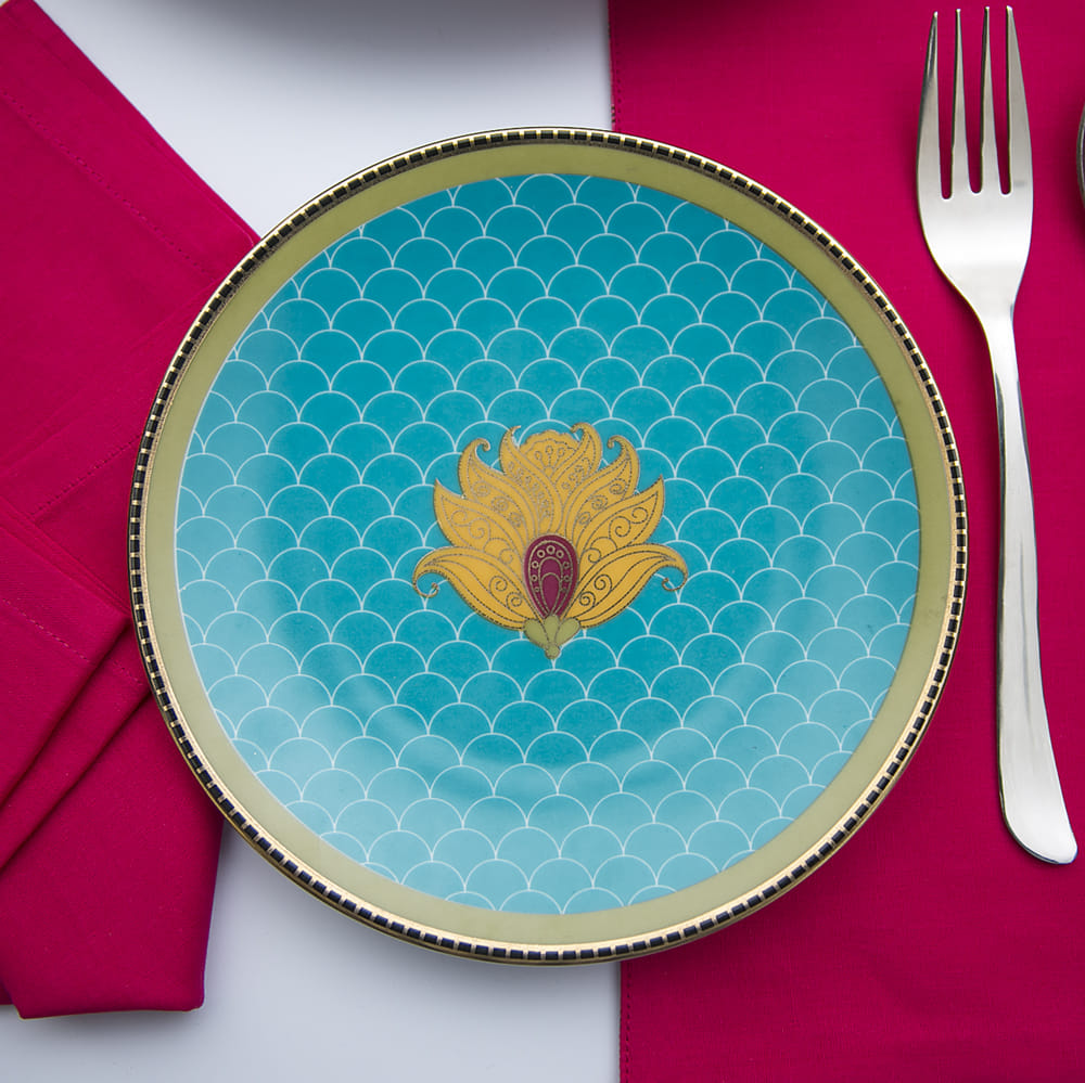 Aquarium Of Flowers Quarter Plate