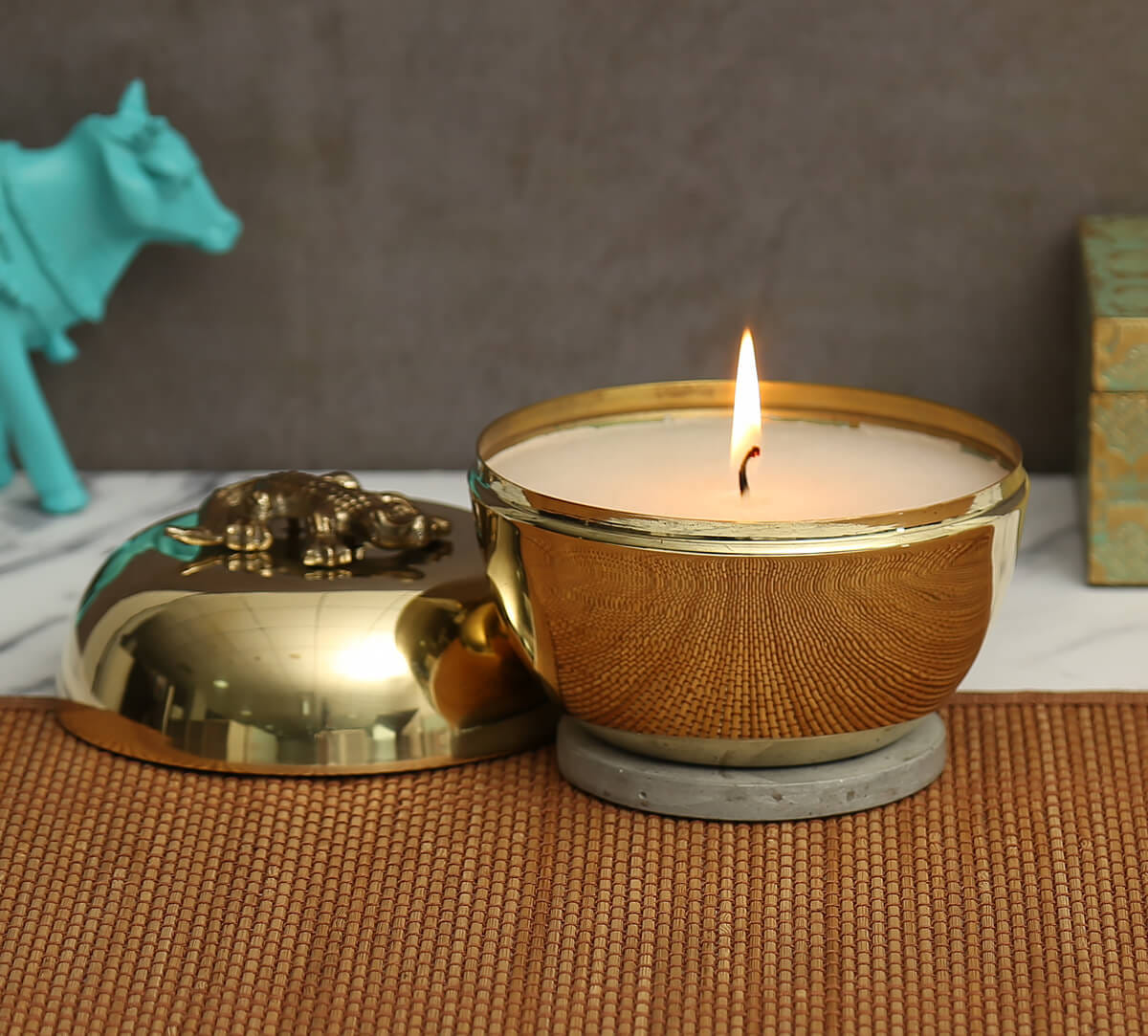 Alligator Play Candle Votive