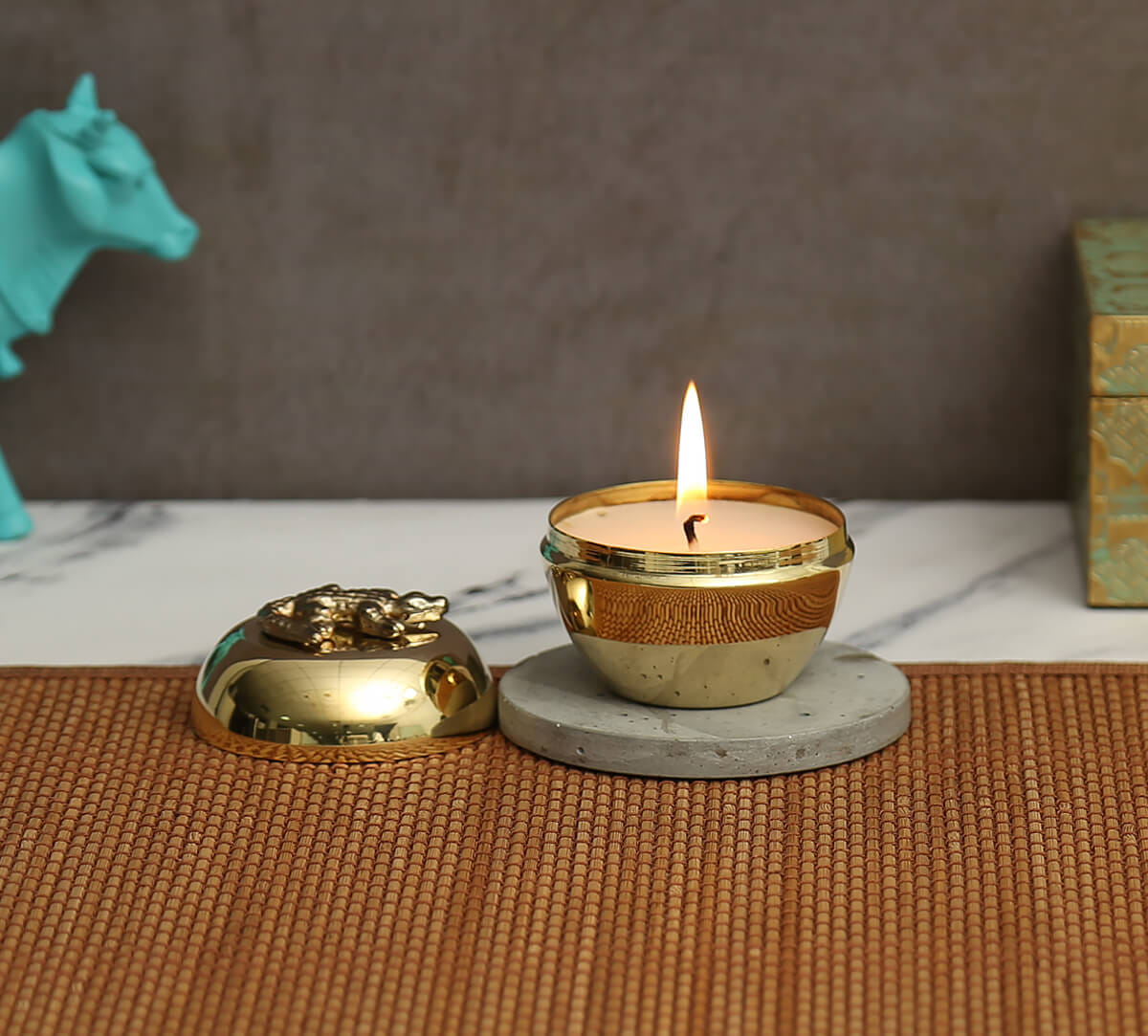Alligator Play Small Candle Votive
