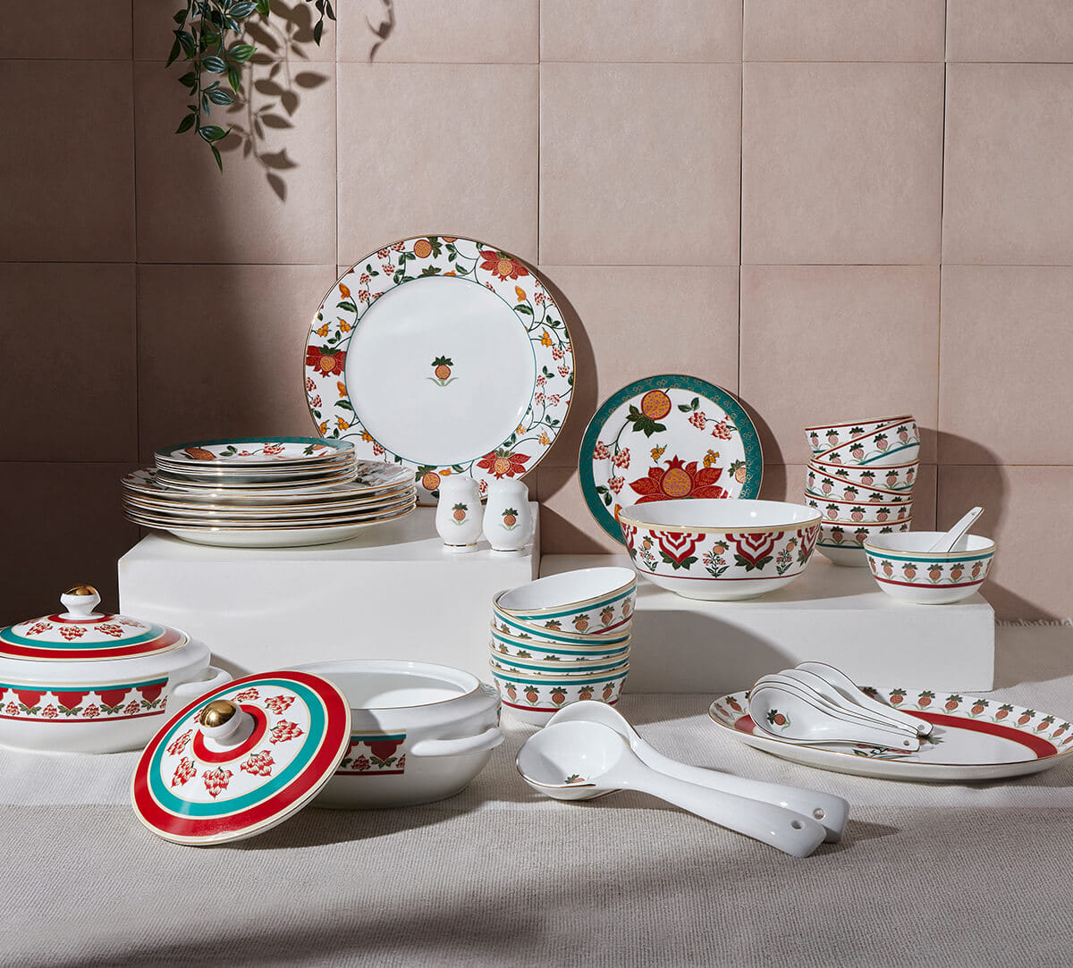 Blushed Orchard Dinner set - 40 Pieces