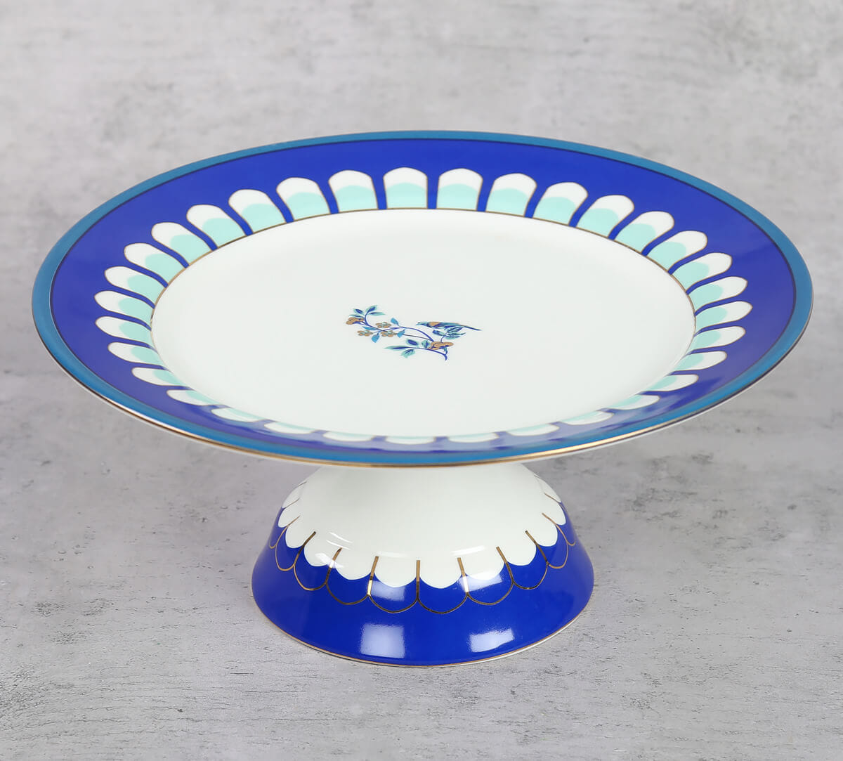 Botanical Elegance Cake Stand