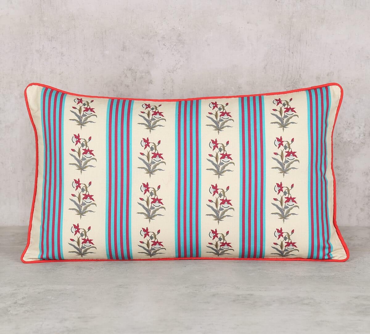Contrasting Pulchritudinous Rectangle Cotton Poplin Cushion Cover