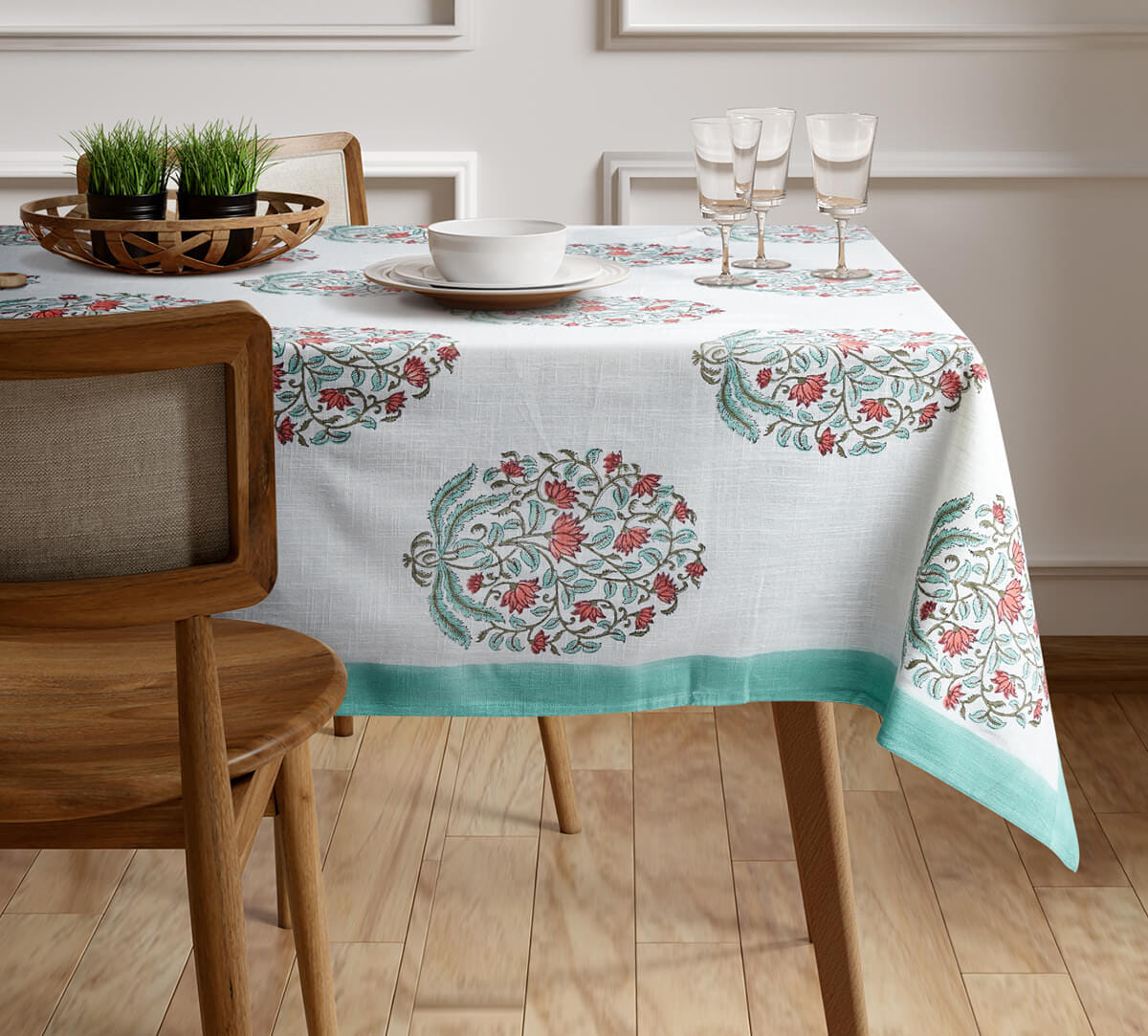 Garden Glory Table Cover
