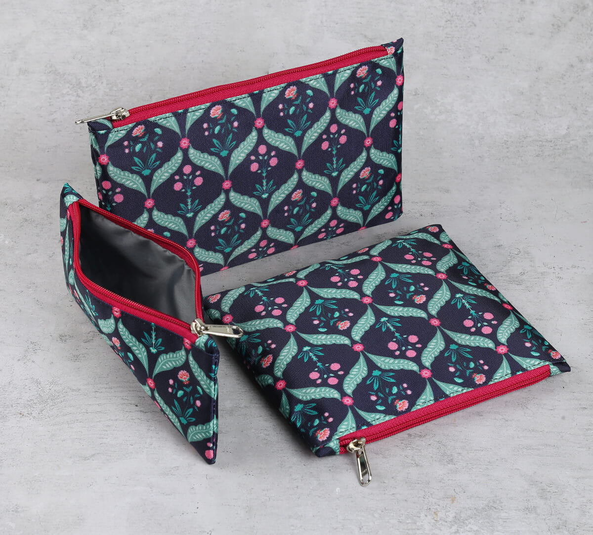 Iron Blooming Dahlia Utility Pouch Set of 3