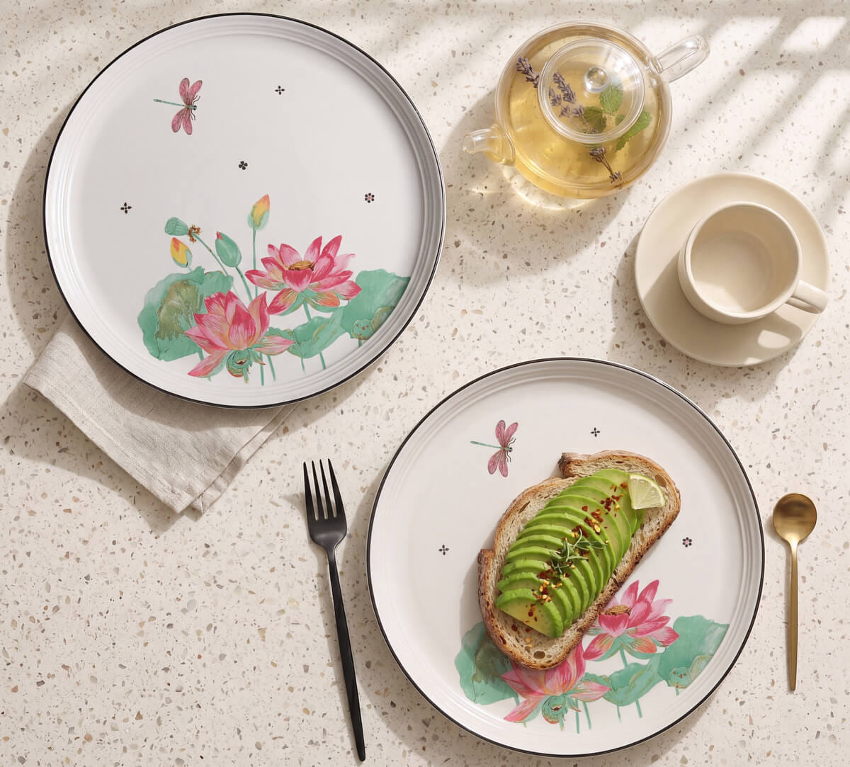 Lotus Pond Dinner Plate Set of 2