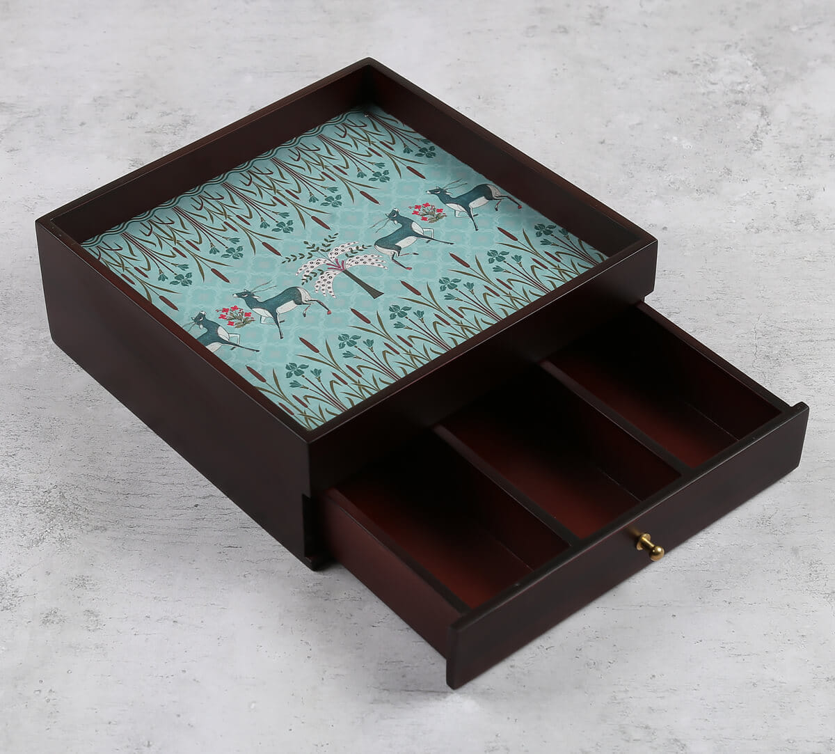 Mirroring Deer Garden Cutlery Organizer