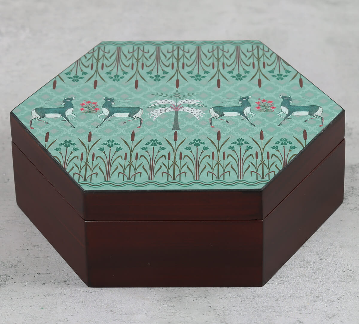 Mirroring Deer Garden Storage Box