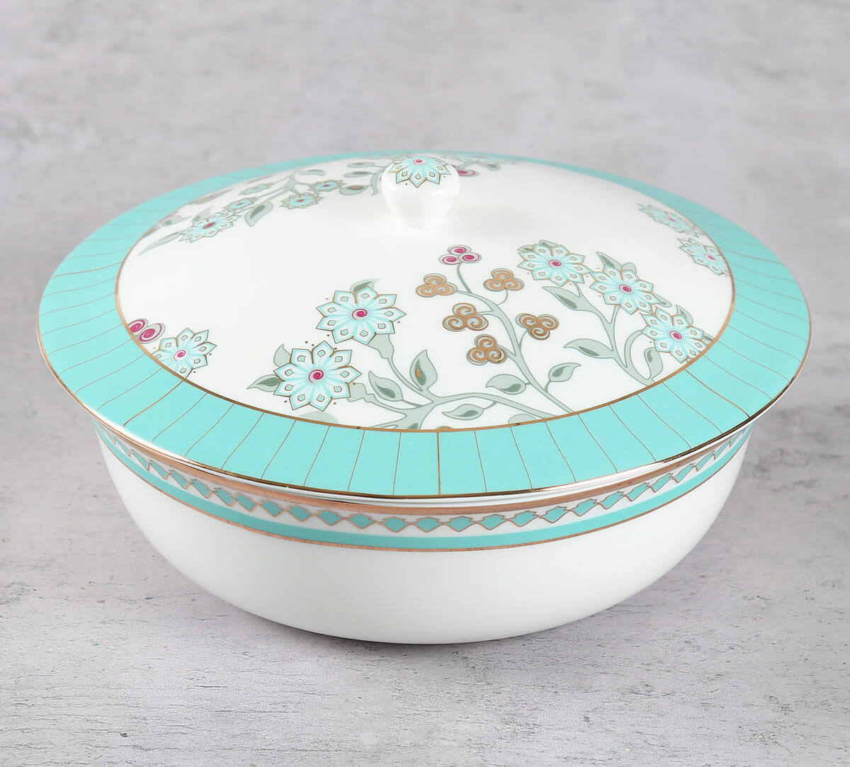 Olive Oasis Serving Bowl With Lid
