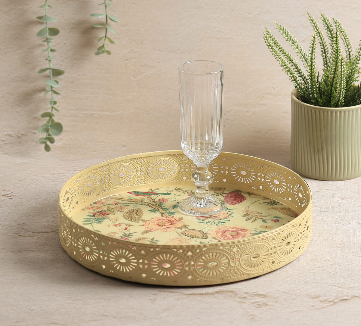 Rustic Realm Iron Round Tray