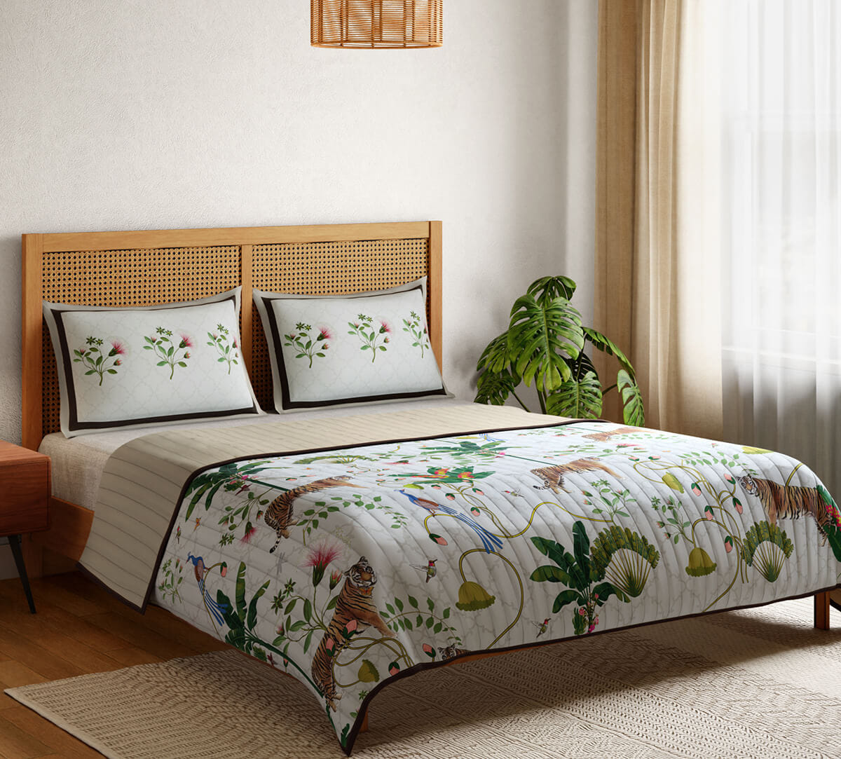 Tigers Kingdom Quilted Bed cover set