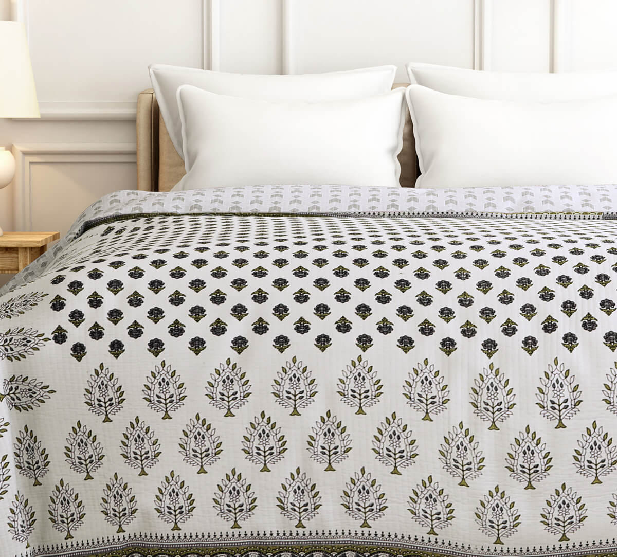 Vibrant Vineyard Quilted Bed Cover Set