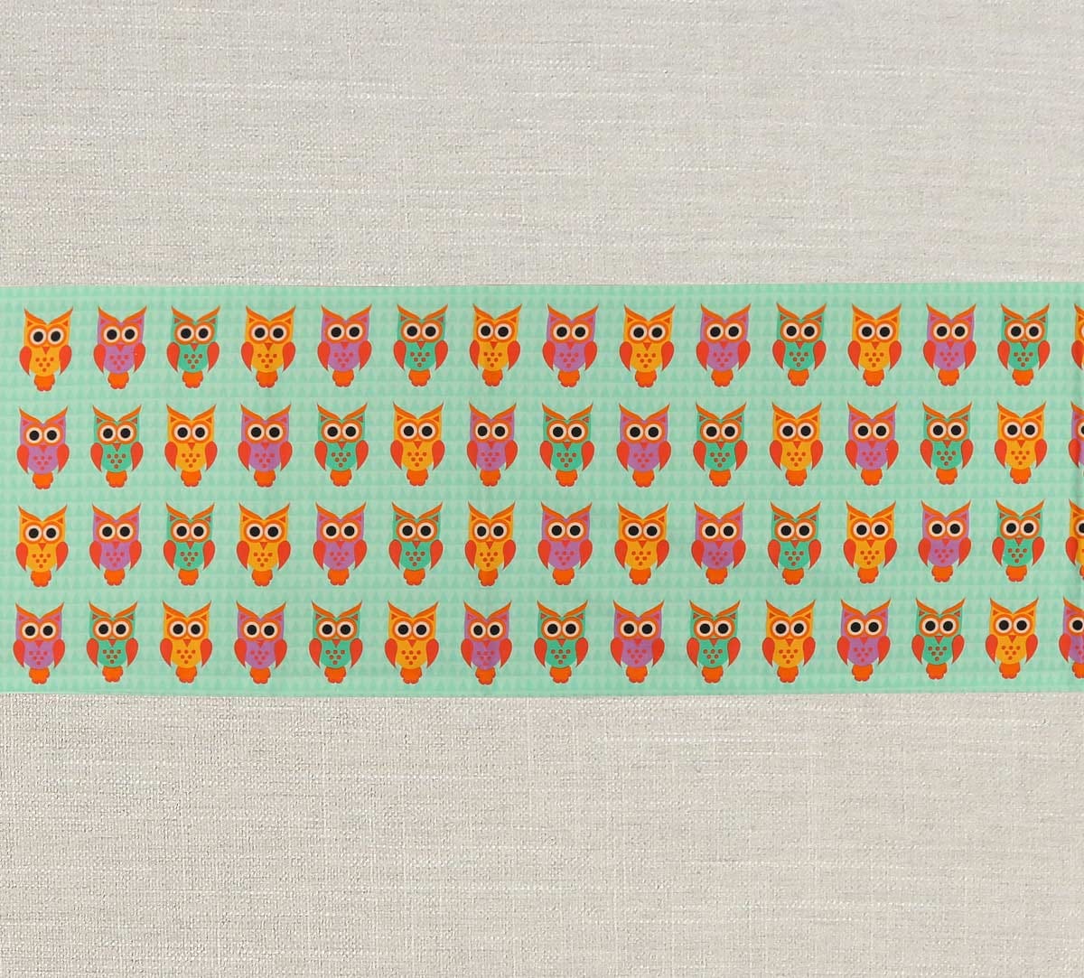 Disco Hedwig Bed and Table Runner