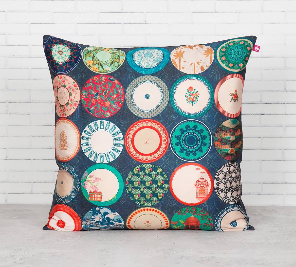 Platter Portrayal Blended Taf Silk Cushion Cover