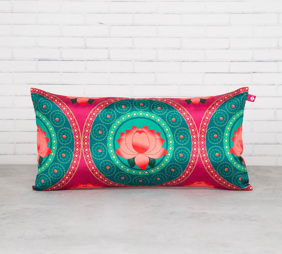 Platter Symmetry 16" x 8" Blended Taf Silk Cushion Cover