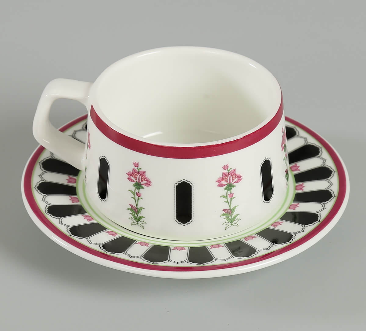 Appliqued Harmony Cup and Saucer (Set of 6)