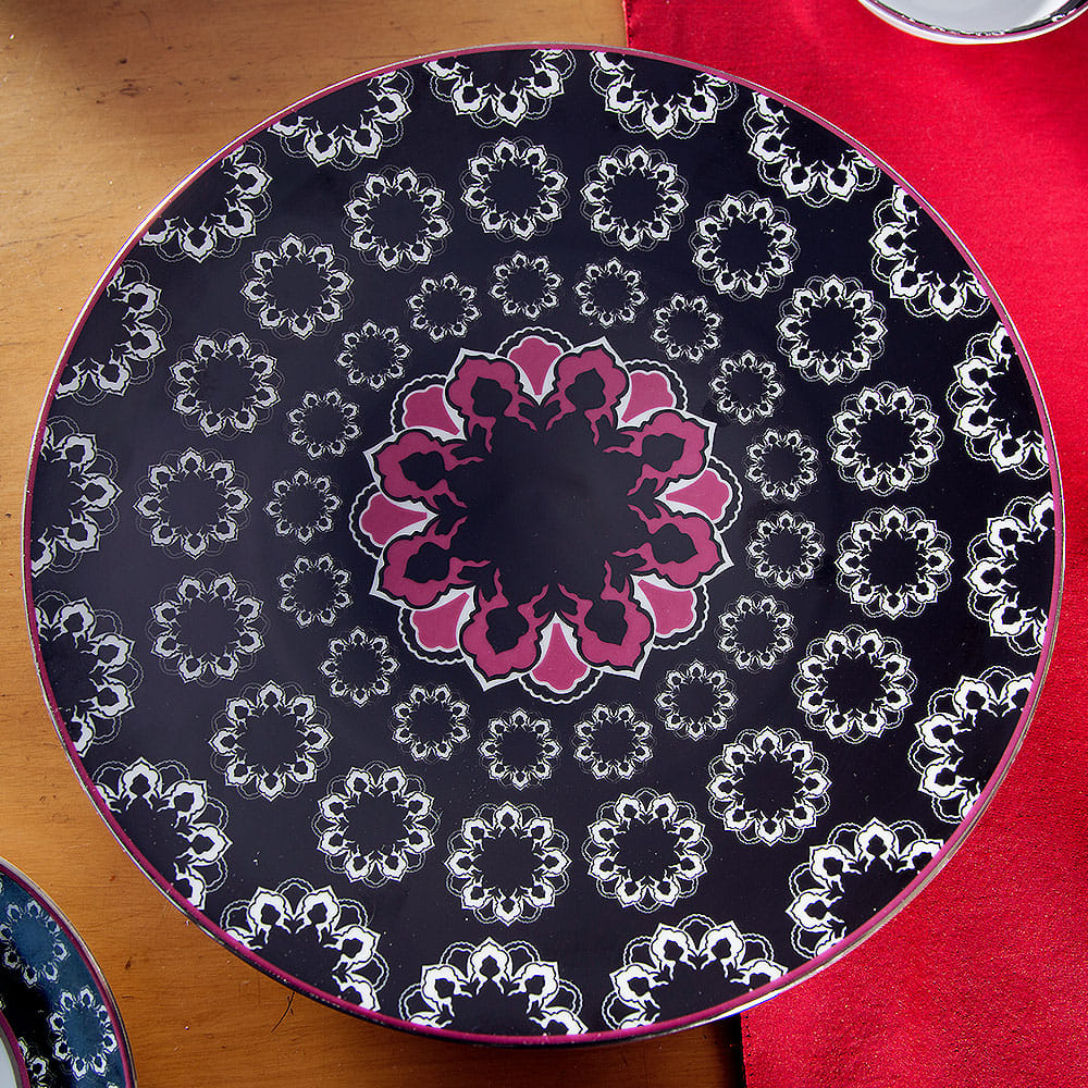 Stars of the Nawab Charger Platter
