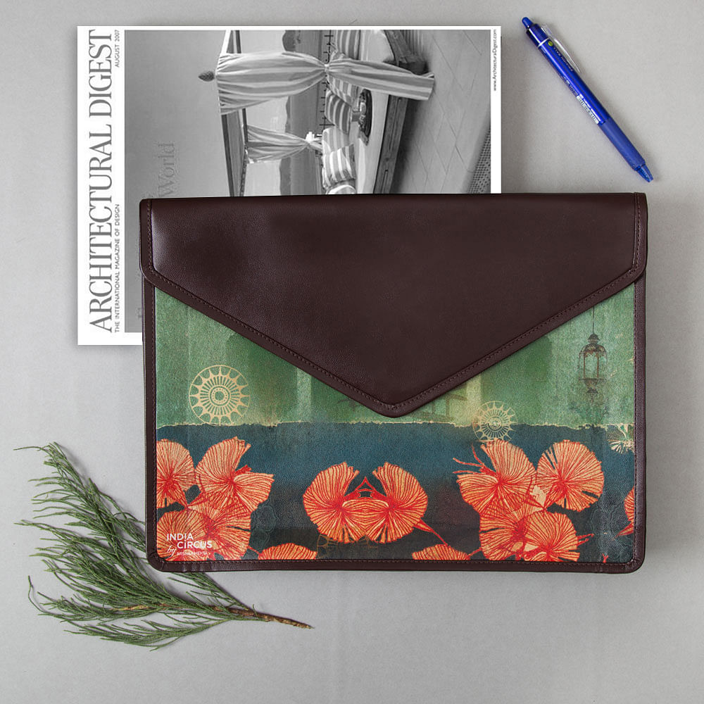 Leaves and Lanterns Document Holder