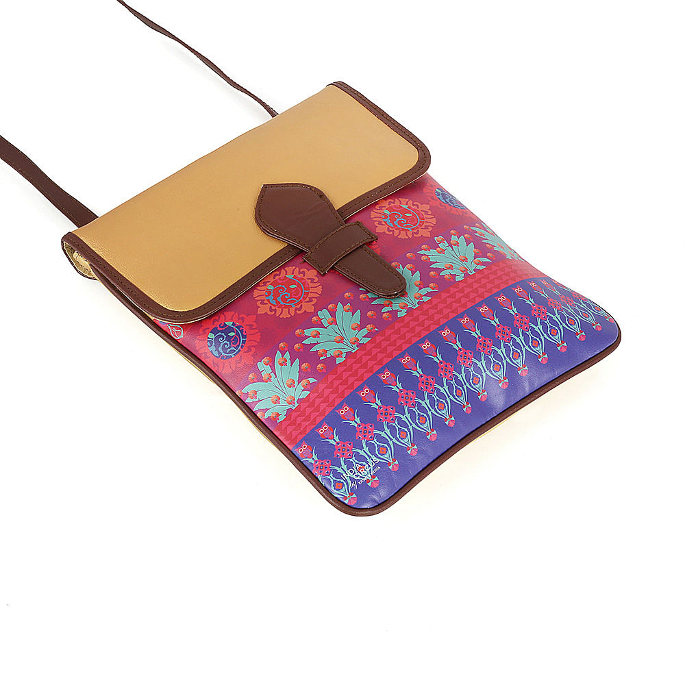 Tropical Wonderland Looped Sling Bag