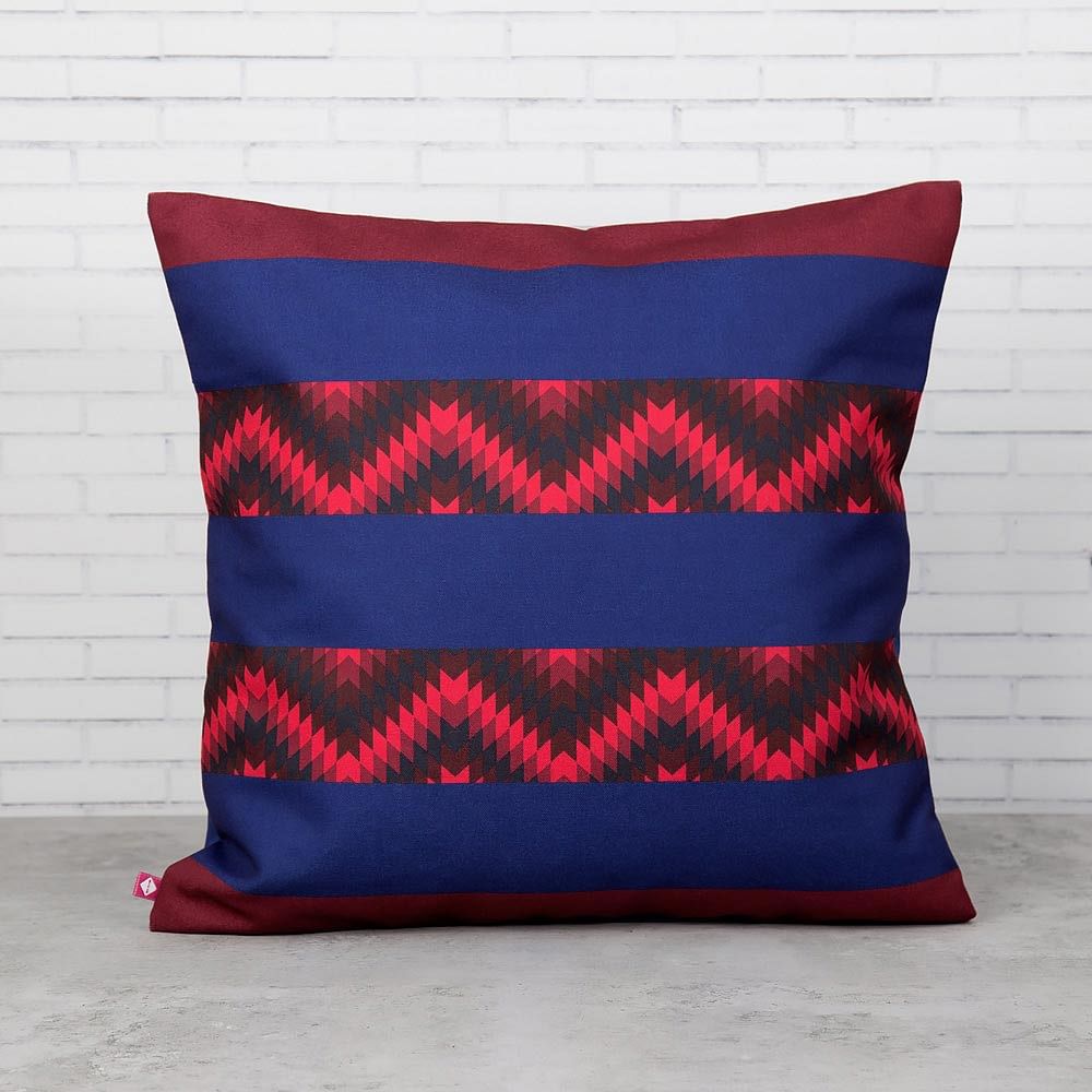  Valley of Lines Poly Canvas Cushion Cover