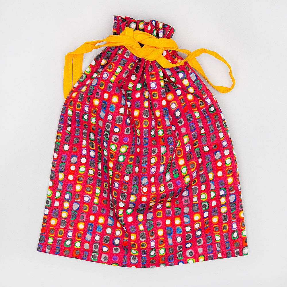Quercus Elegance Drawstring Bag