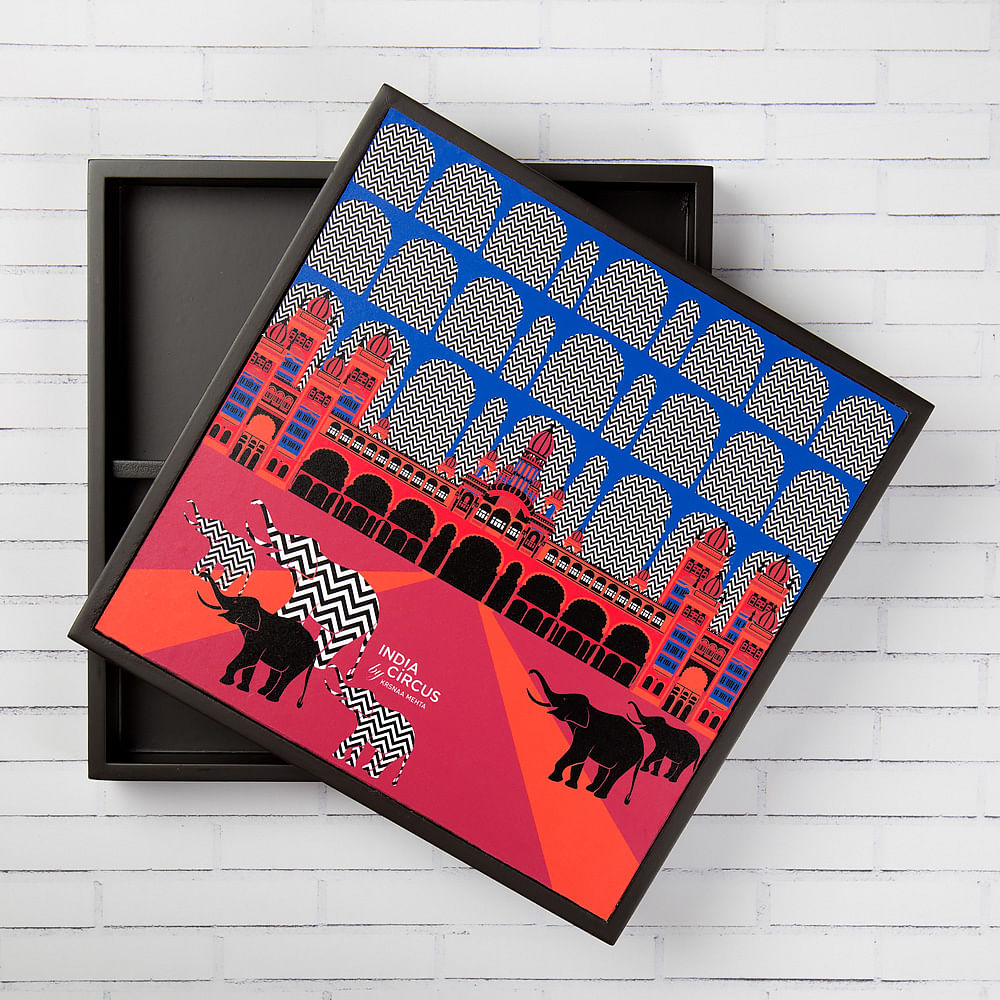 Palace of Quirk Large Storage Box