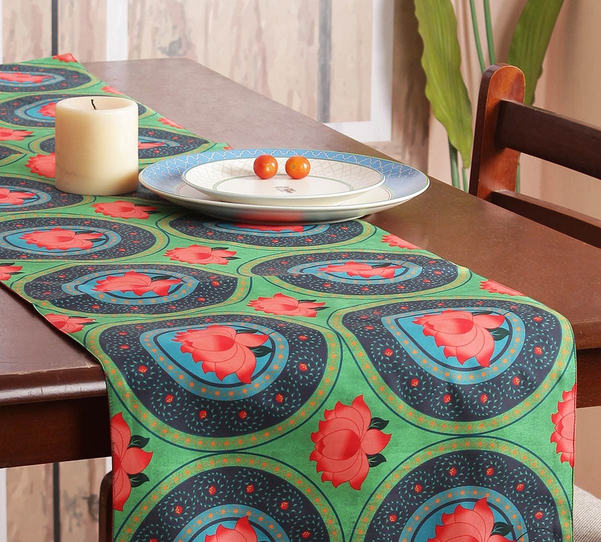 India Circus Platter Symmetry Bed and Table Runner