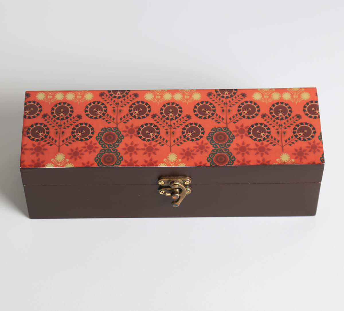 India Circus by Krsnaa Mehta Raceme Rosettes Tea Bag Orgainser