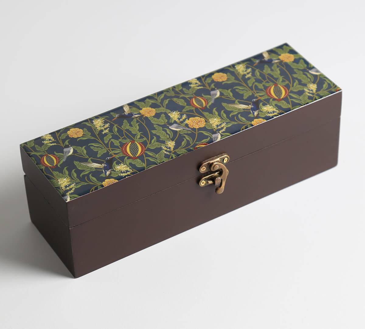 India Circus by Krsnaa Mehta Flights of Vivers Tea Bag Orgainser