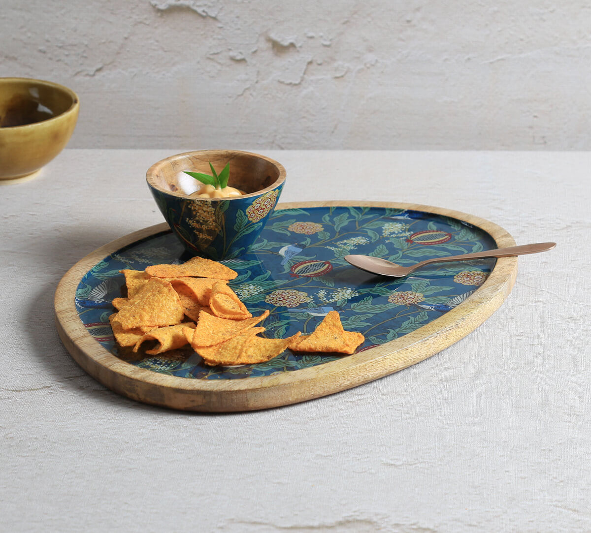 India Circus by Krsnaa Mehta Flights of Vivers Oval Platter with Dip Bowl