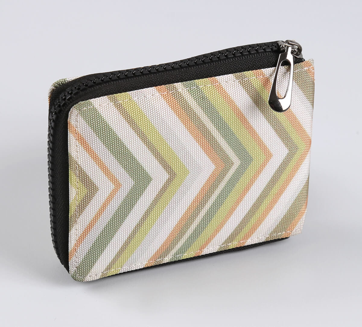 India Circus by Krsnaa Mehta Hills and Dunes Square Wallet