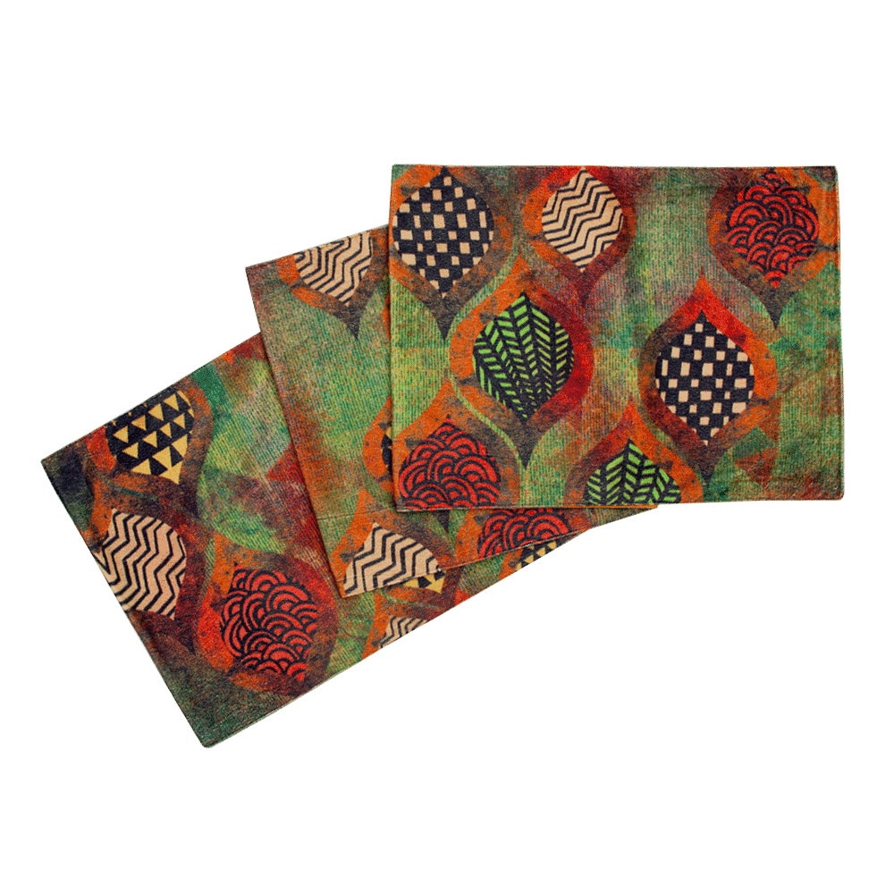 Diamond Leaf Table Runner