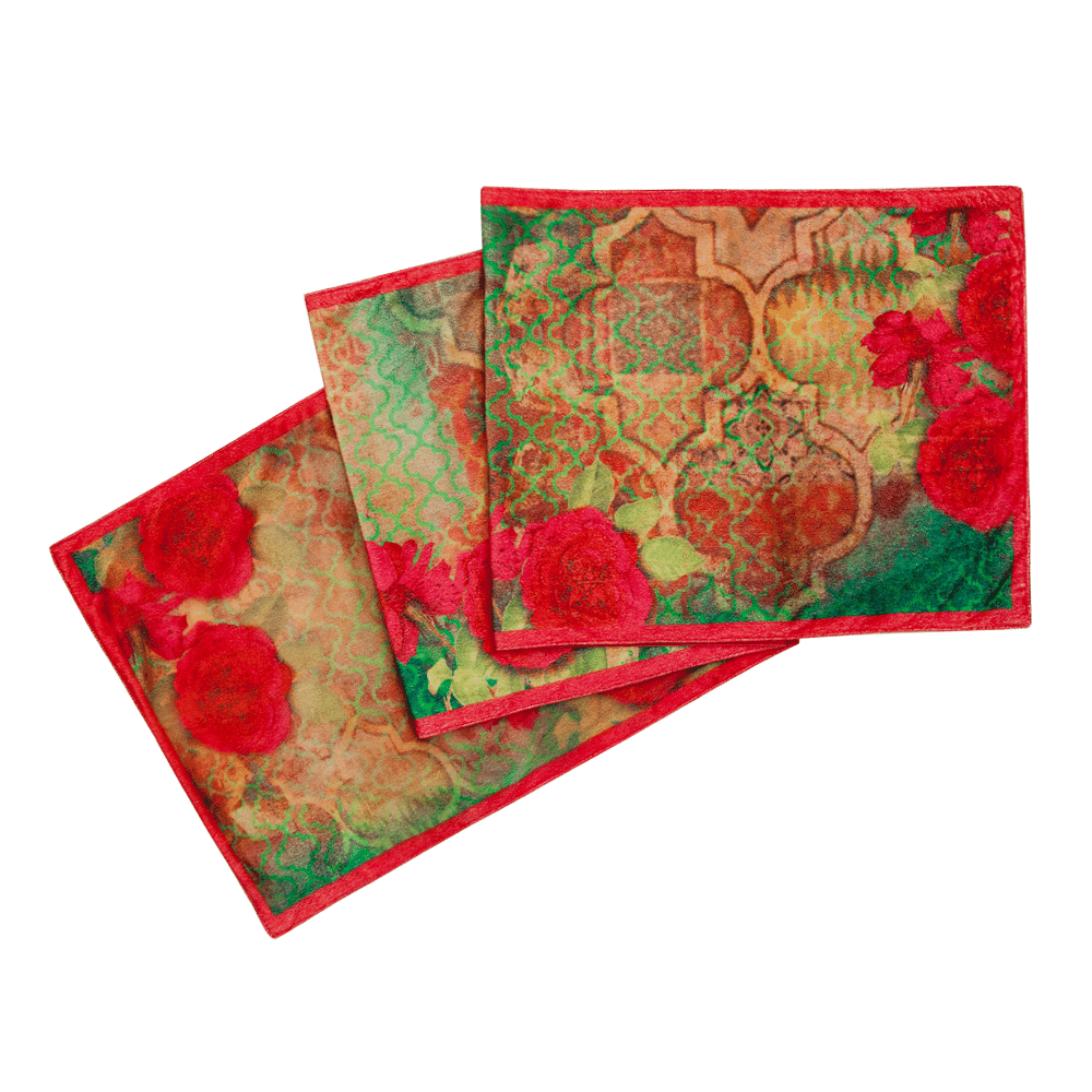Blossom Roses Table Runner