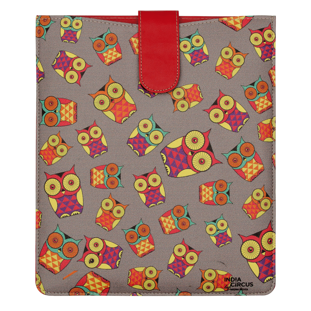 Peeking Owls iPad / Tablet Sleeve