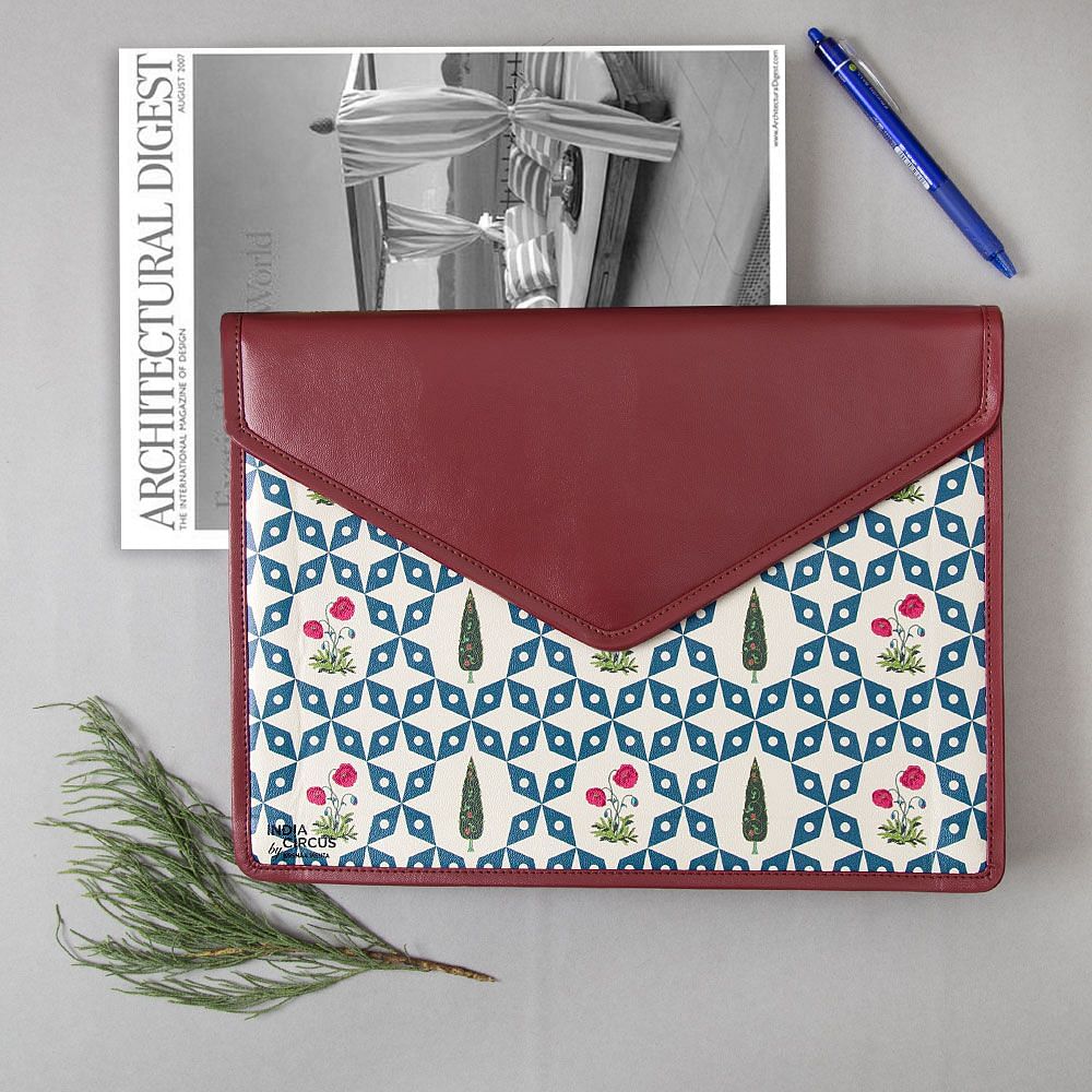 Flowers and Ferns Document Holder