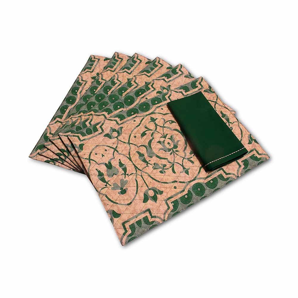 Elegant Carvings Quilted Table Mat and Napkin(Set of 6)