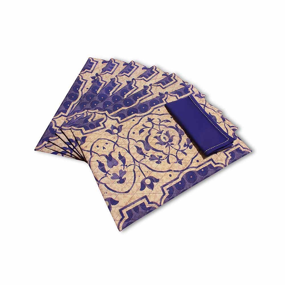 Elegant Carvings Quilted Table Mat and Napkin(Set of 6)