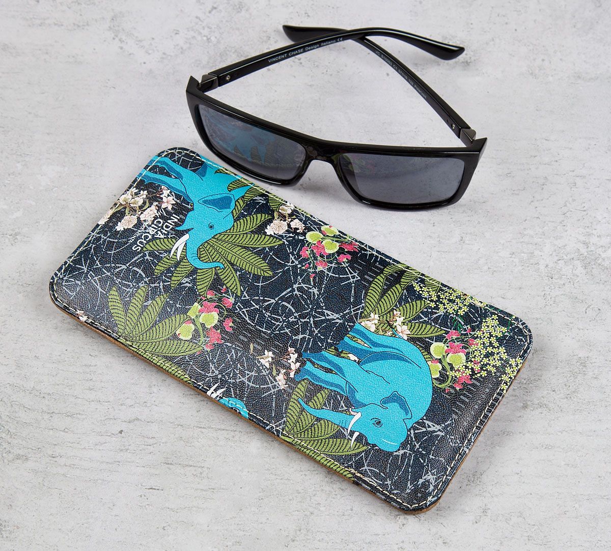 Trinity Parade Spectacle Case
