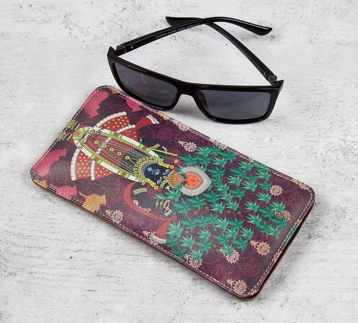 Divine Harmony Spectacle Case