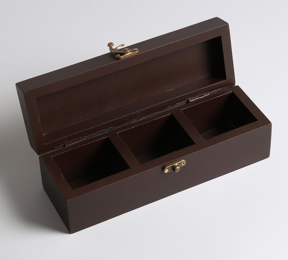 India Circus by Krsnaa Mehta Flights of Vivers Tea Bag Orgainser