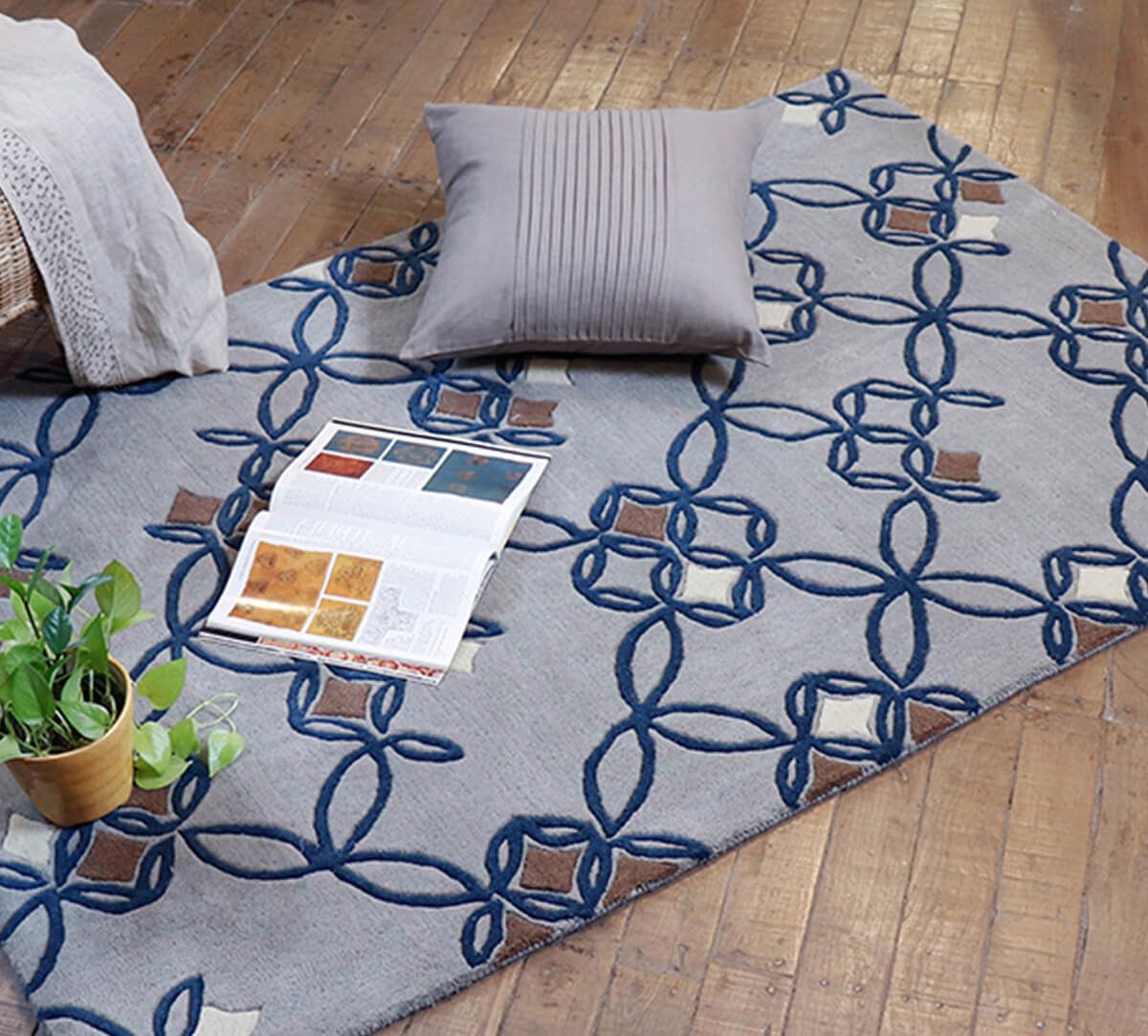 India Circus by Krsnaa Mehta Gray Galore 4ft x 6ft Rug