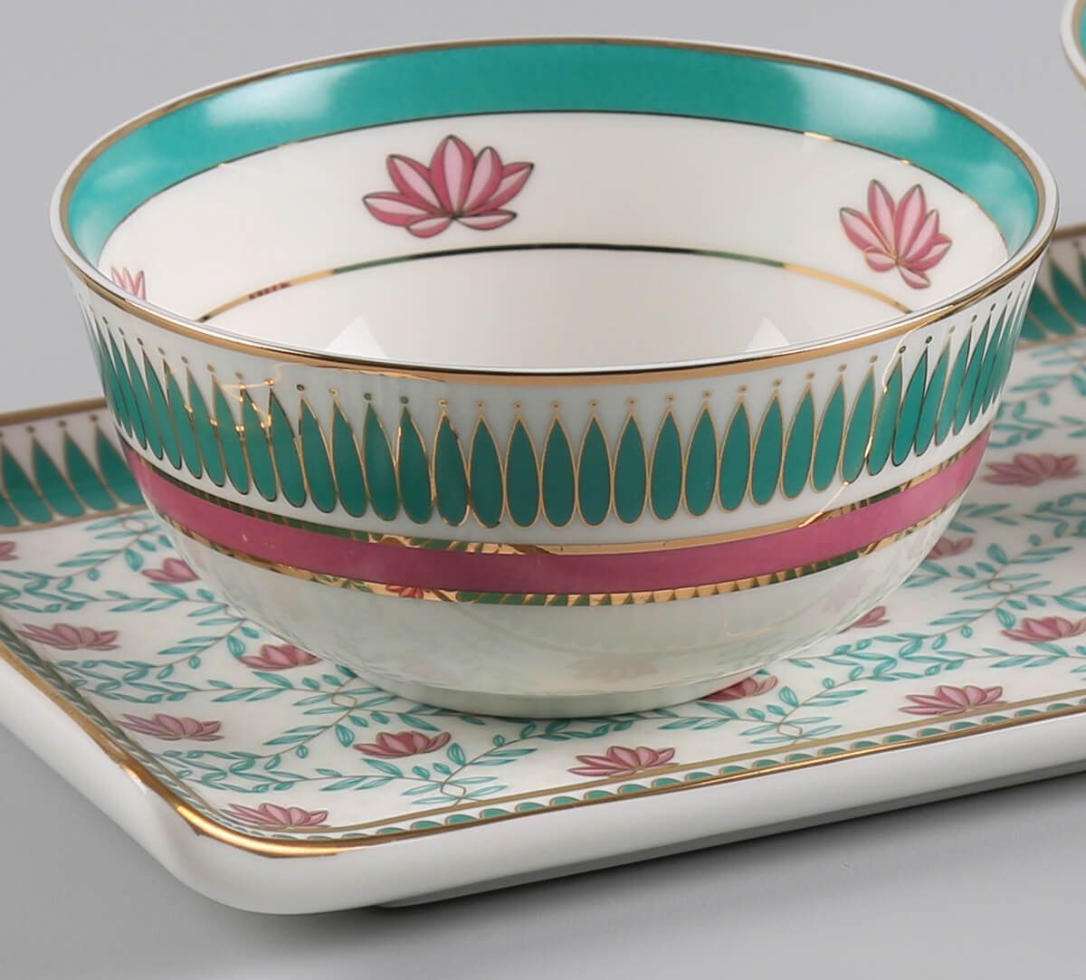 India Circus by Krsnaa Mehta Emerald Blossom Snack Set