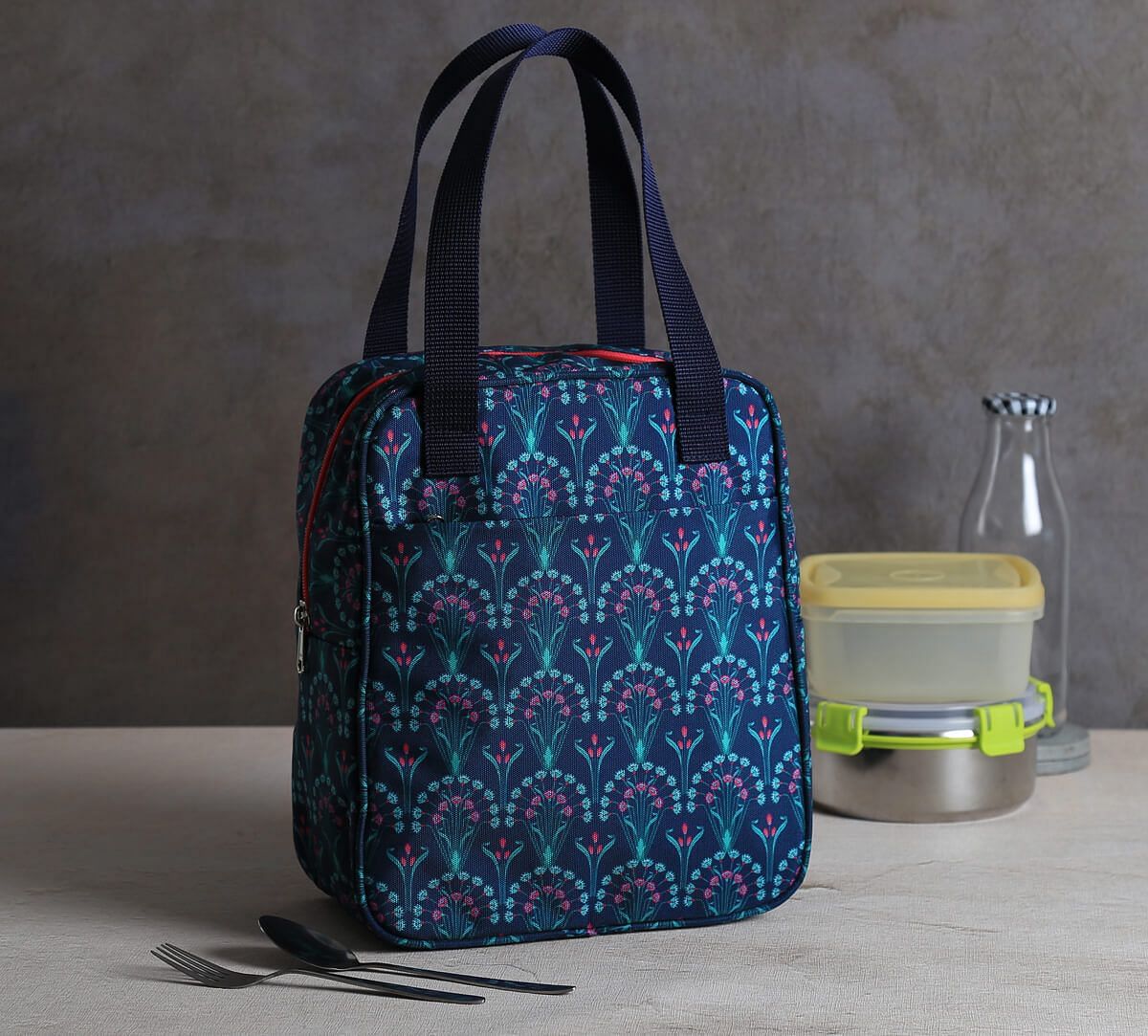 India Circus by Krsnaa Mehta Dichasial Charm Insulated Lunch Bag