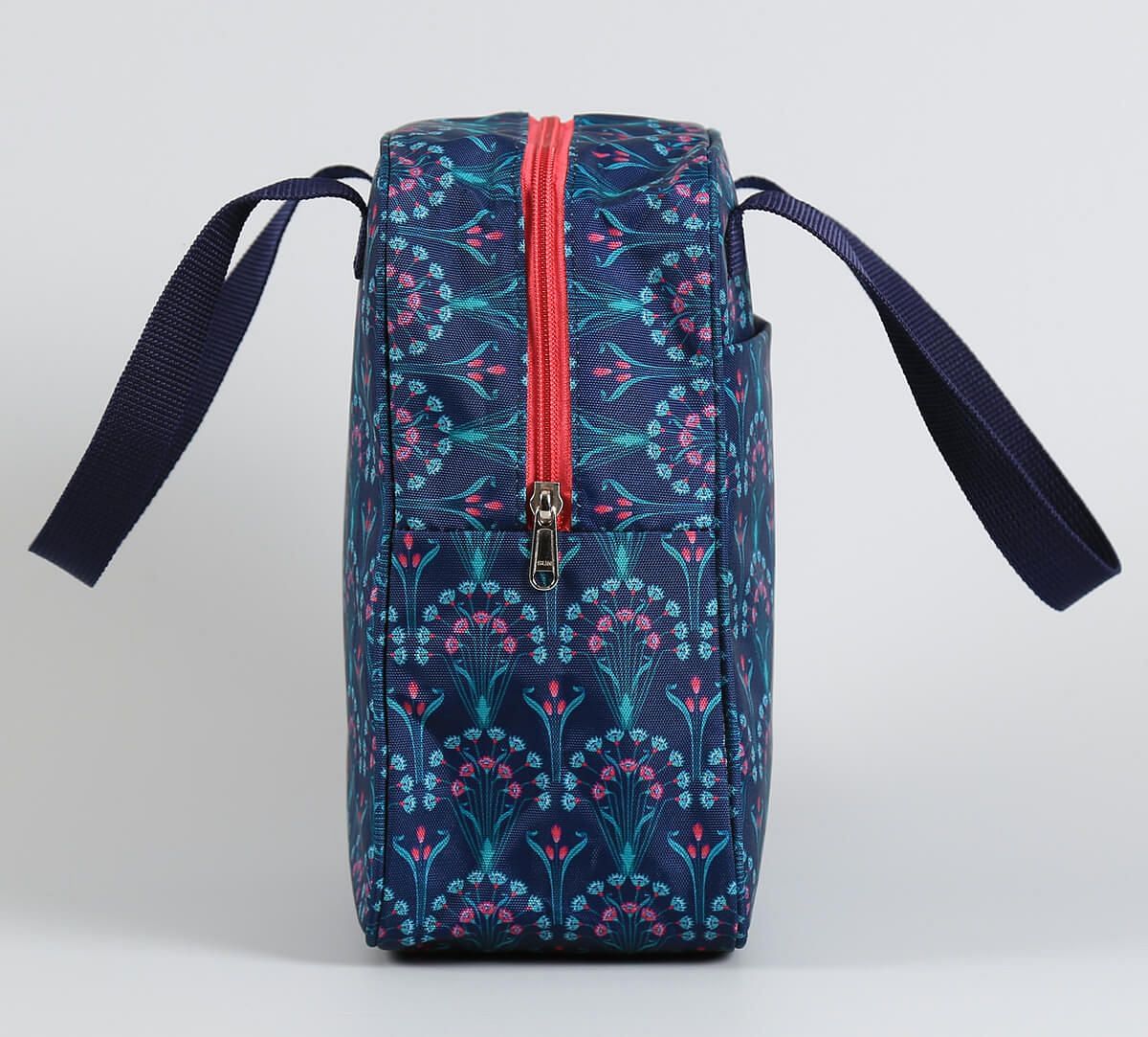 India Circus by Krsnaa Mehta Dichasial Charm Insulated Lunch Bag