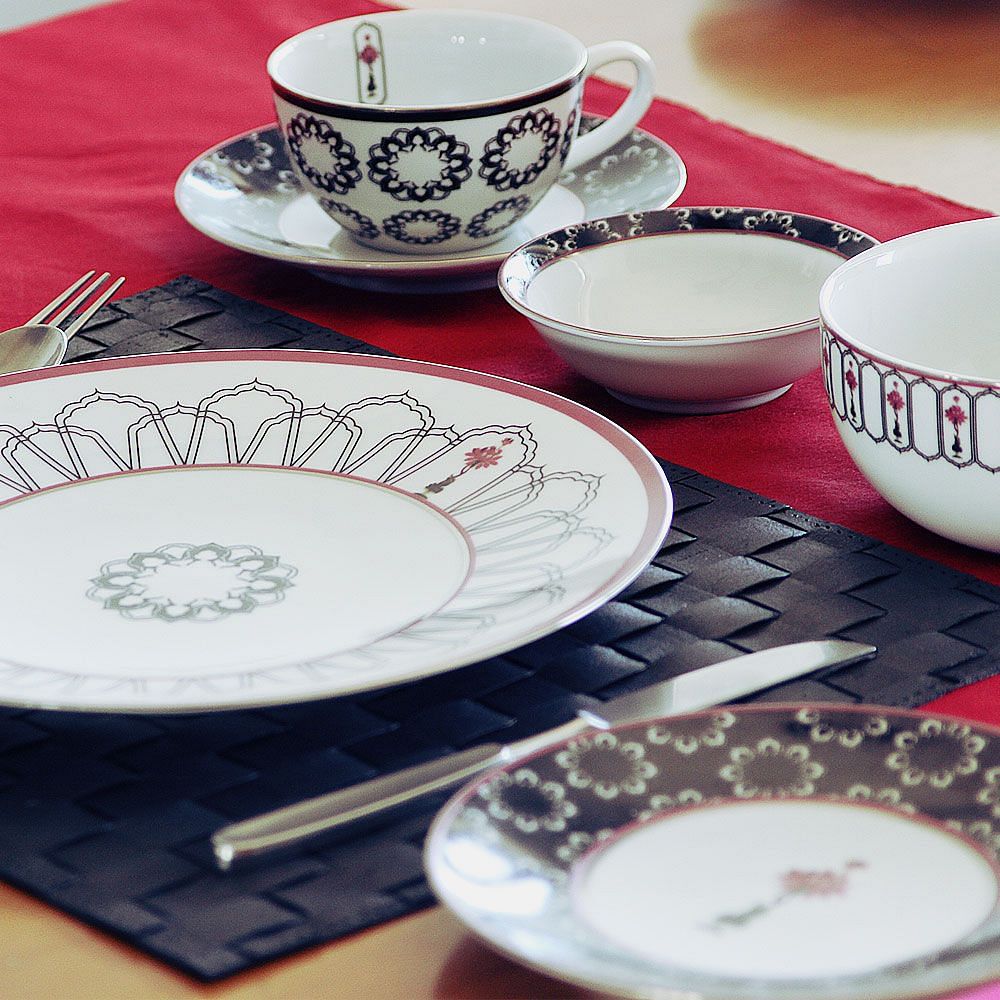 Stars of the Nawab Quarter Plate