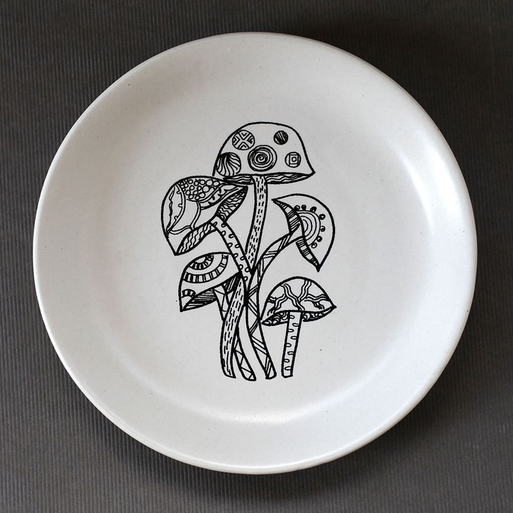 Flora & Fauna Round Platter (Set of 4)